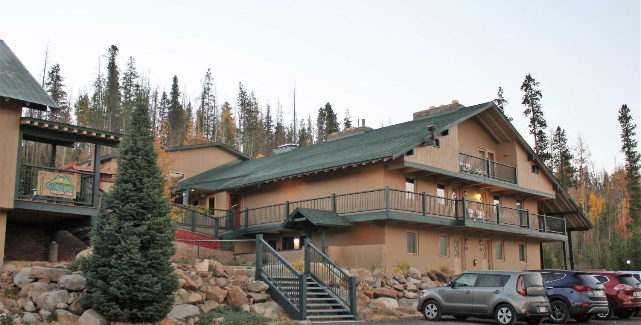 Hideaway Mountain Lodge Fraser Exteriér fotografie